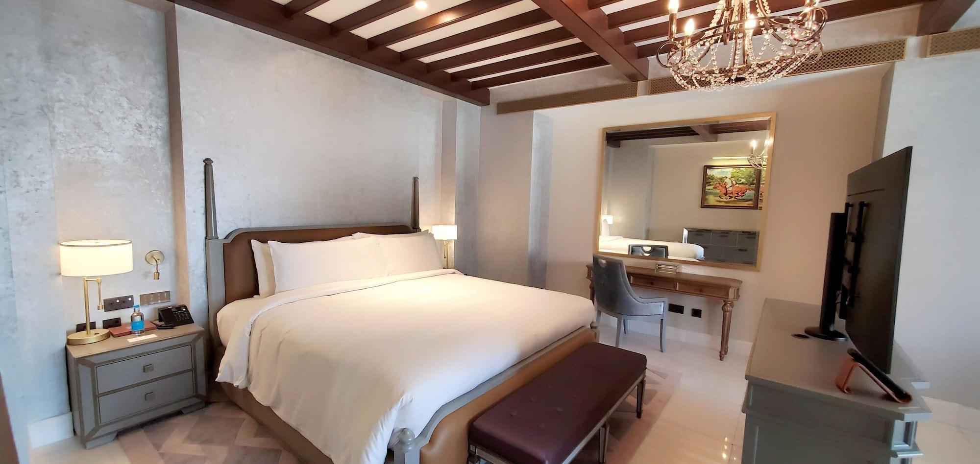 Resort Al Habtoor Polo Llc 5*